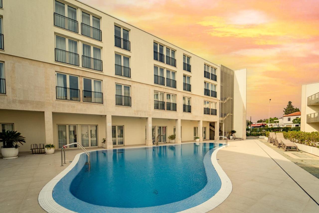 Edra Suite Apartment Umag Exteriör bild