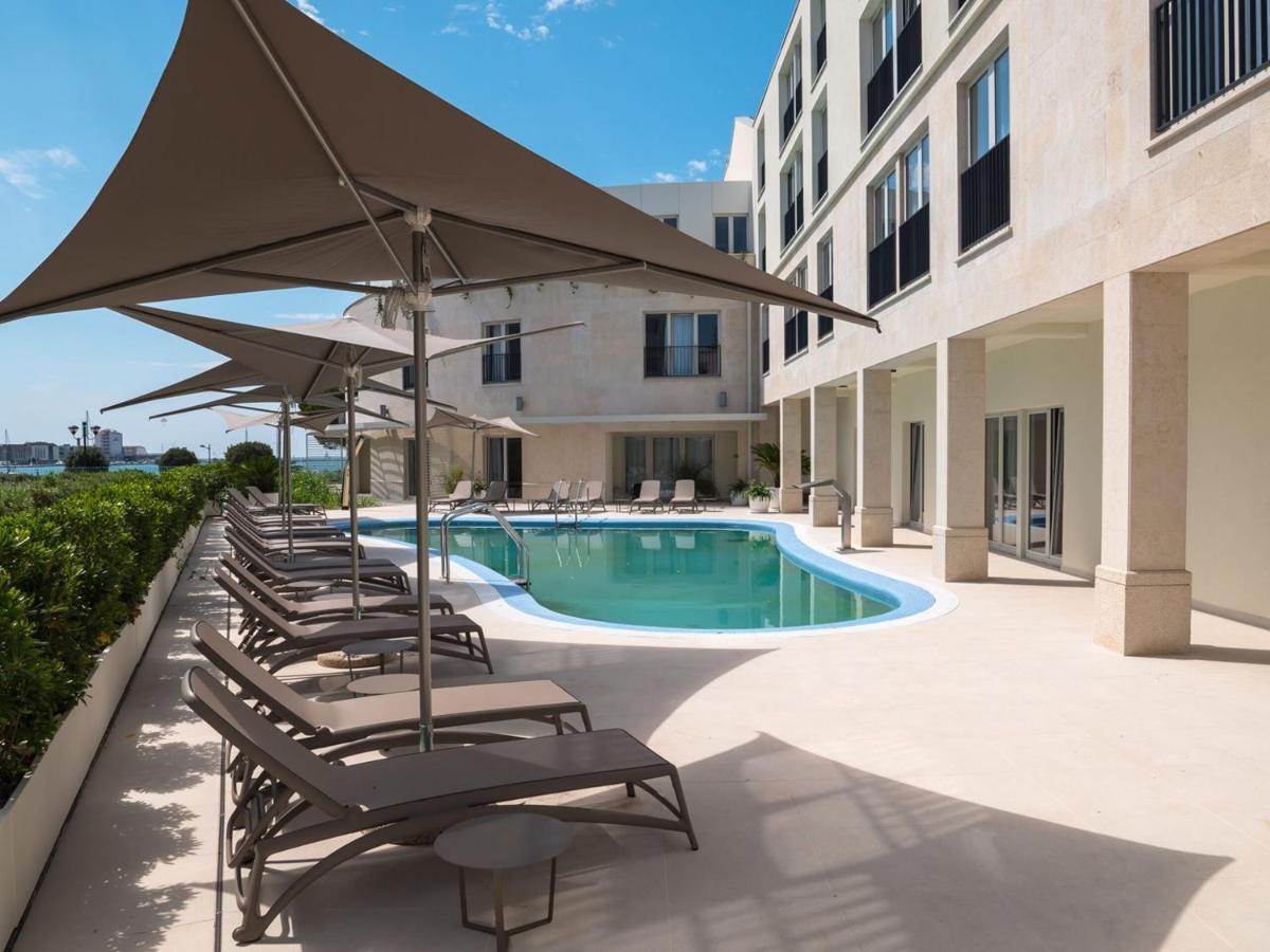 Edra Suite Apartment Umag Exteriör bild